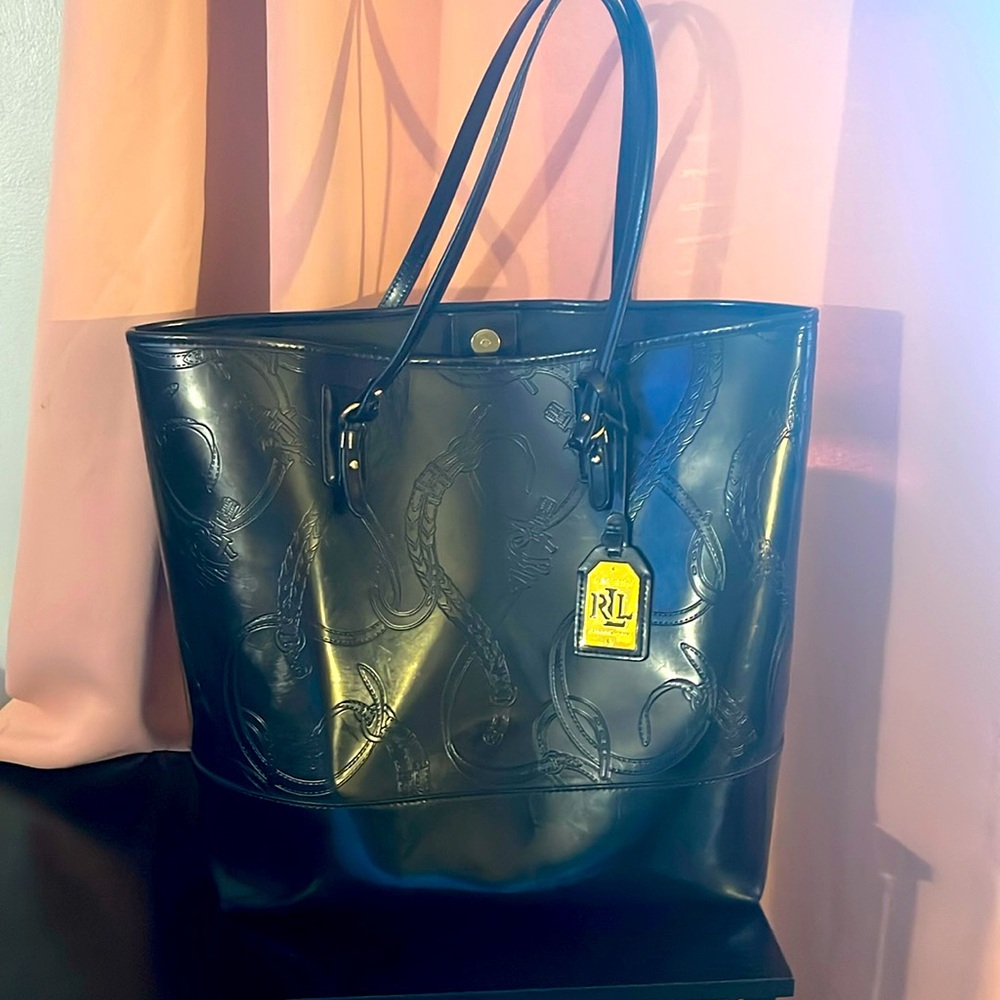 Ralph Lauren embossed equestrian bag very clean smoke free env has normal wear